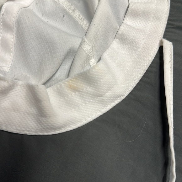 Columbia white sun hat. - Picture 5 of 5